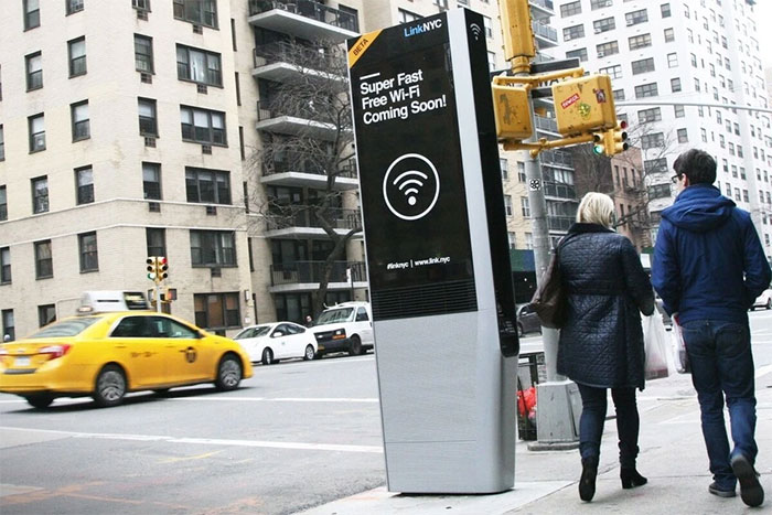 Một trụ truy cập Wi-Fi công cộng tại New York (Mỹ).